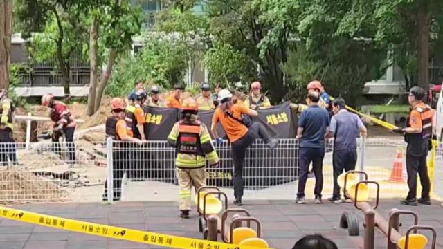 은마아파트 공사장서 작업자 매몰 사고...1명 심정지 ·1명 경상 / YTN