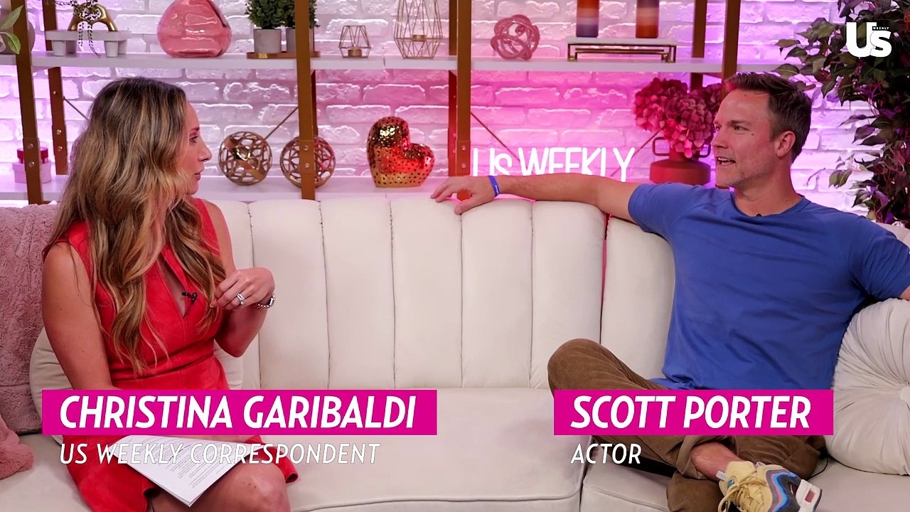 Which of His 'Friday Night LIghts' Costars Would Scott Porter Want on 'Ginny and Georgia"?