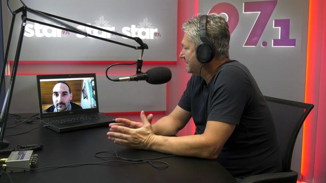 Ο Yπεύθυνος της ομάδας Καρπενήσι Futsal και συμβουλος αθλητισμού του Δήμου Καρπενησίου, Δημήτρης Κολλημένος, στον STARFM