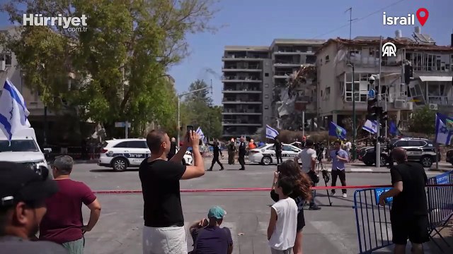 İran’dan İsrail'e füze saldırısı: Ramat Gan bölgesindeki binalarda ağır hasar oluştu