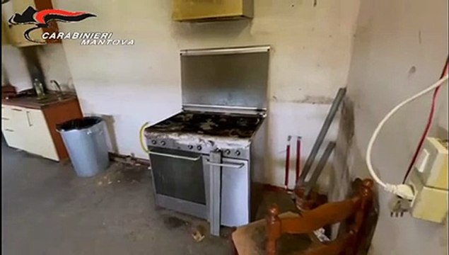 Caporalato nel Mantovano: 60 lavoratori costretti a vivere nel degrado