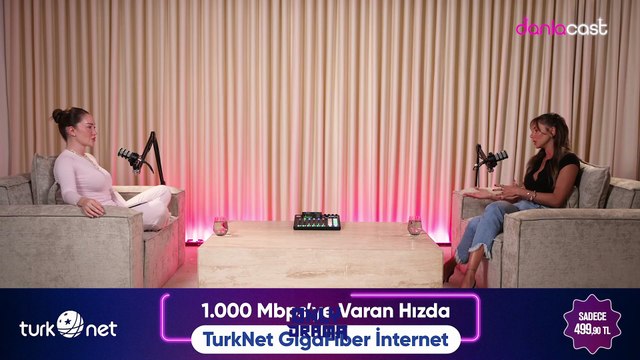 Danla Biliç ve Şeyma Subaşı, sosyal medyada kendilerine gelen kötü yorumlar hakkında konuştu.