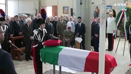 Ostuni, l'addio della cittadina e delle autorita' al carabiniere ucciso