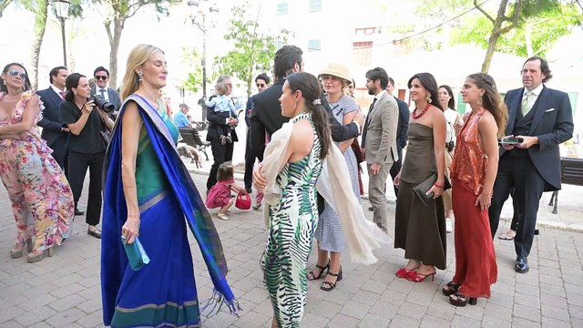 Menorca se rinde ante Belén Rueda durante la boda de su hija, Belén Écija: aplausos y ovaciones