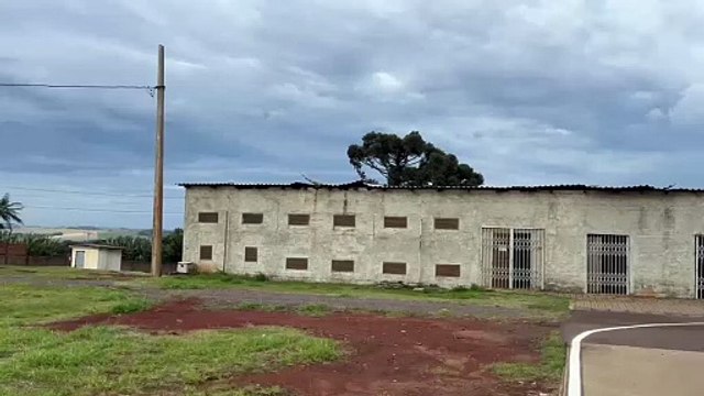 Rajadas de Vento Destelharam Casa de Força no Aeroporto Regional de Cascavel