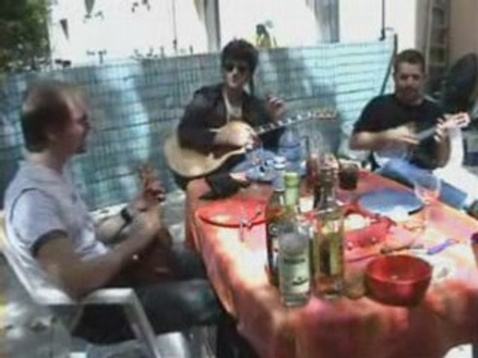 CHOKING SMOKERS (TRIBUTE BEATLES) LIVE & AÏOLI PART 2