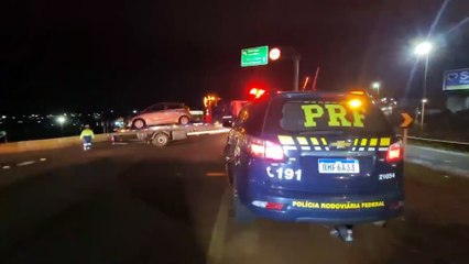 Pai, mãe e filha se envolvem em acidente de trânsito no Trevo Cataratas