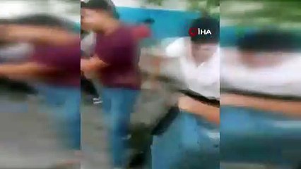 Pazarda alışveriş kavgası: Kasalar havada uçuştu!