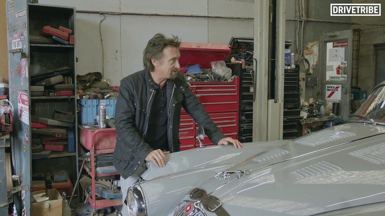 Richard Hammond et la restauration Jaguar bloquée par un problème technique | DriveTribe FR*