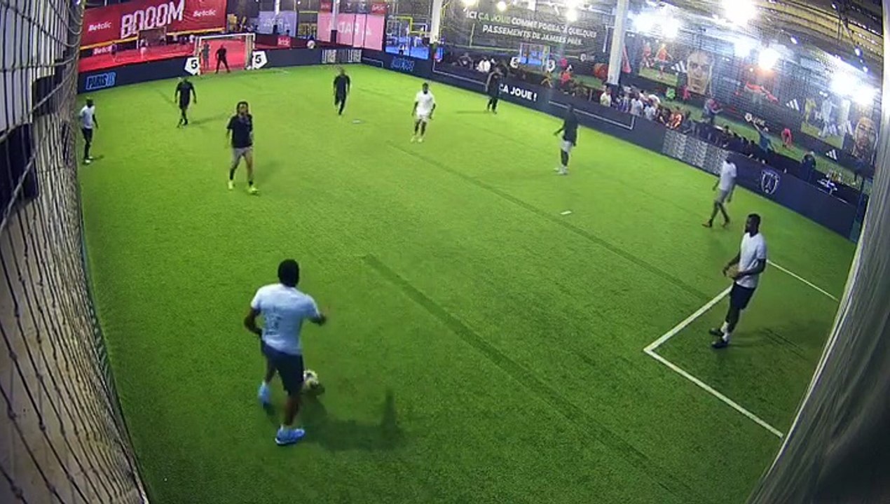 Plaisir - Créteil 15/06 à 10:42 - Football Terrain Paris FC (LeFive Créteil)