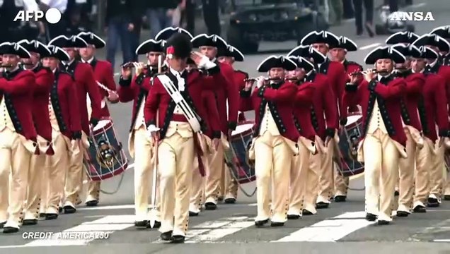 Washington, Trump e Melania alla parata per i 250 anni dell'esercito