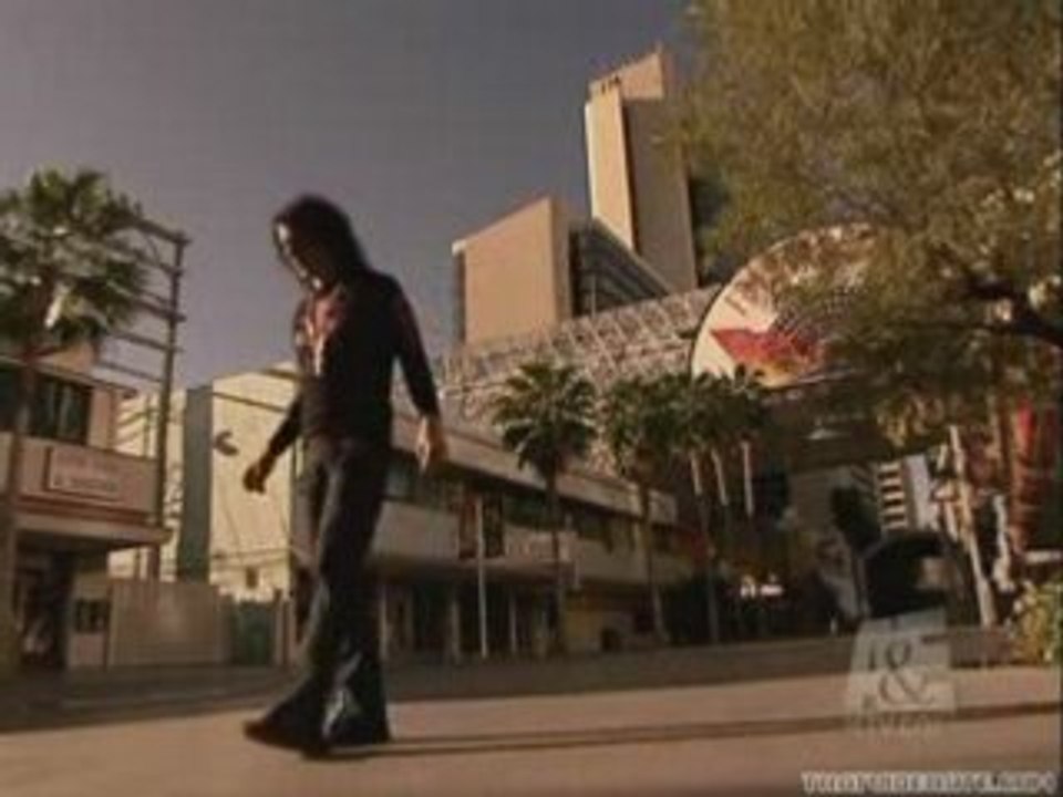 Cris angel début de la lévitation