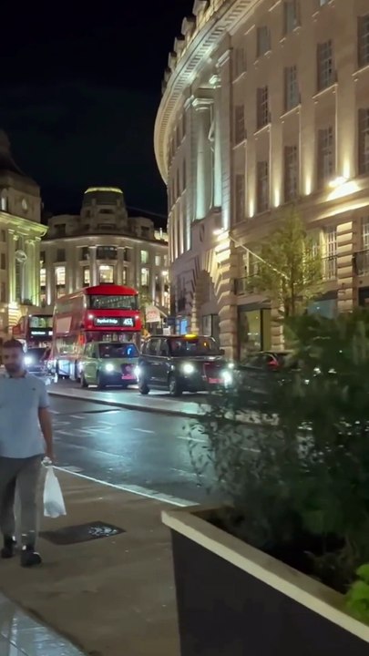 🇬🇧 No commentary, just pure London 4k vibes 🎧🚶