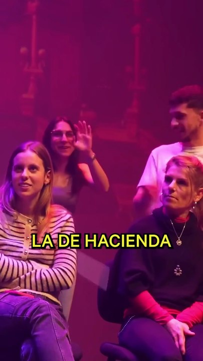 HACIENDA PÚBLICA. #humor #juandavila #comedia #standup #standupcomedy #comedyvideo #risa #comico