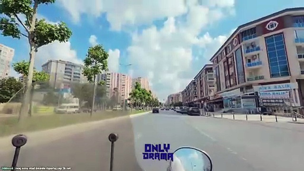 Yayıncı Mete, motor kazası geçirdi.