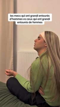 Les mecs qui ont grandi entouré d’hommes versus ceux qui ont grandi entouré de femmes