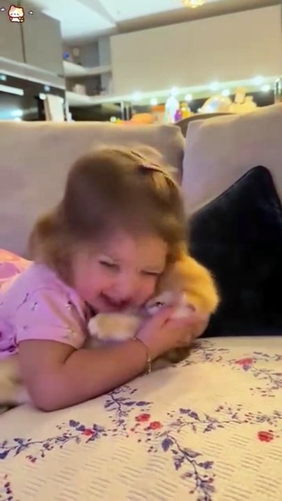 Cute baby's new viral funny video 😂📸 baby's new viral video 😍📸 siblings viral video 😍📸#shorts #shortvideos #viralvideos #viralshorts #funnyvideos #comedy #kids #siblings #babys #love #care