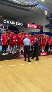 Benfica faz a festa de campeão no Dragão Arena