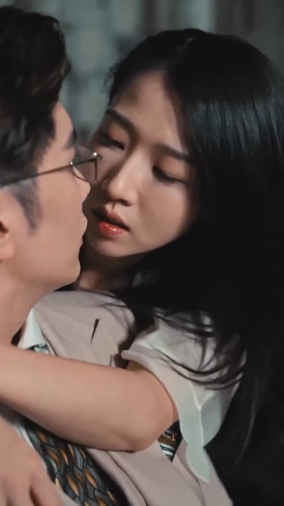 ♿ Disabled CEO Saves Drugged Girl—She’s a Virgin, and Now He’s Completely Hooked 💘🔥