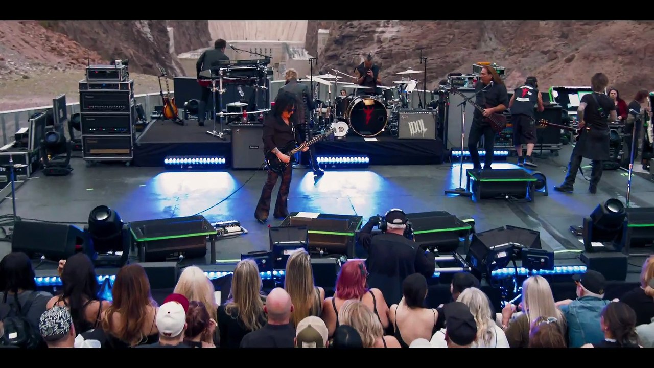 Flesh for Fantasy - Billy Idol (live)