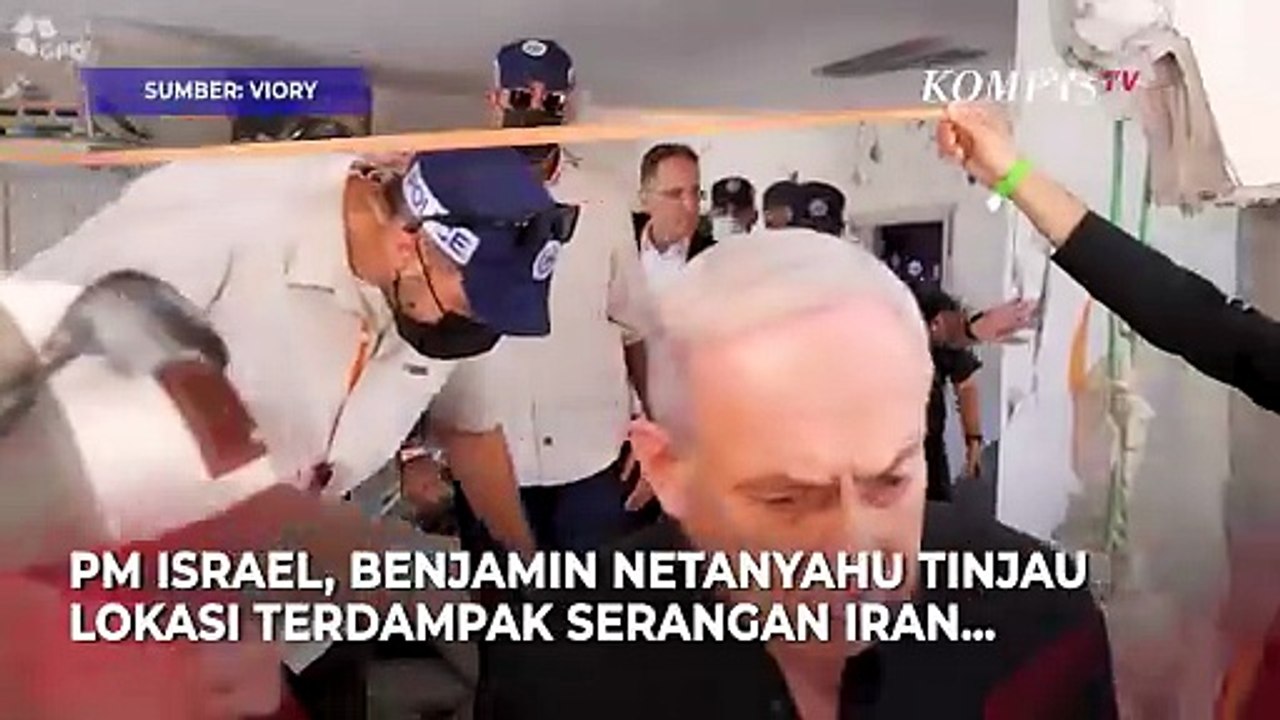 PM Israel Netanyahu Terbelalak! Lihat Reruntuhan Bangunan Dampak Rudal Iran di Bat Yam