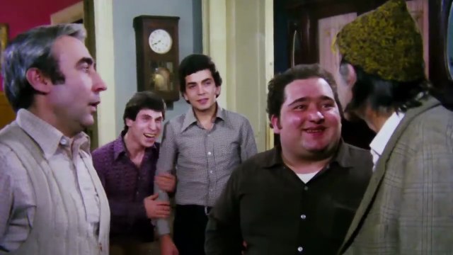 NEŞELİ GÜNLER-MÜNİR ÖZKUL, ADİLE NAŞİT, ŞENER ŞEN,