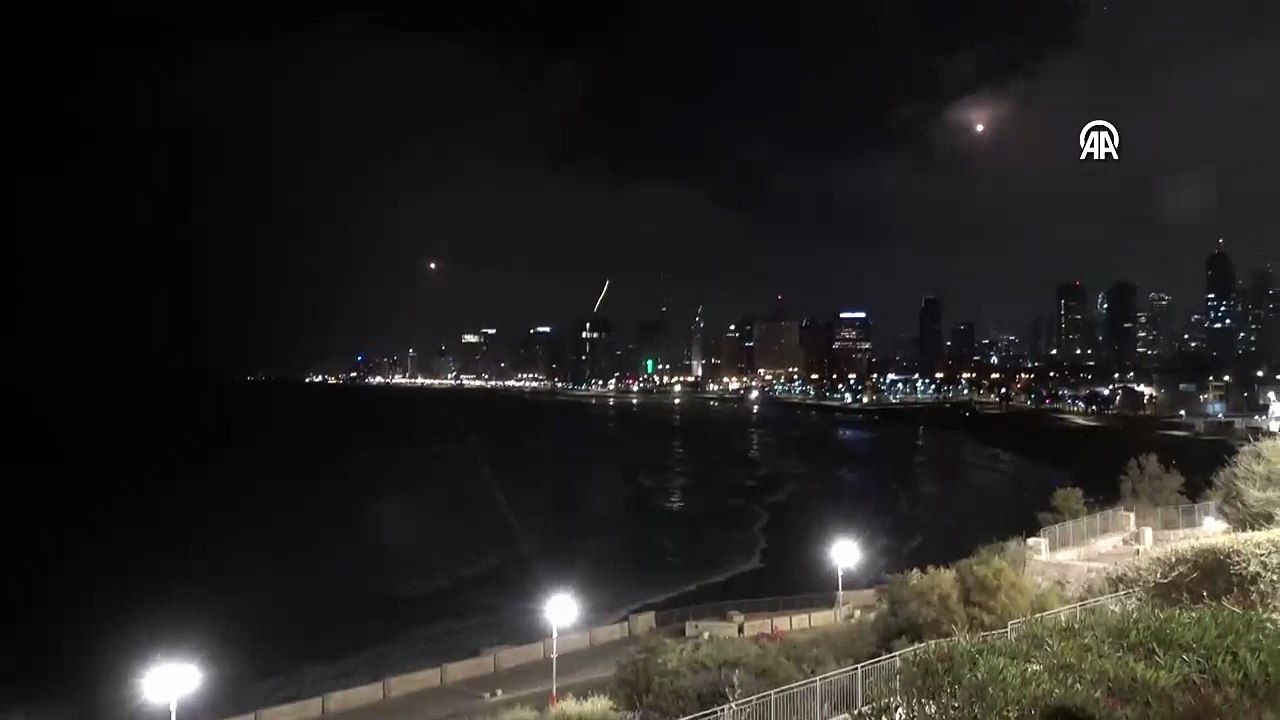 İran'dan İsrail'e sabaha karşı füzeli saldırı