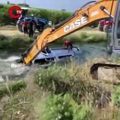 Adana'da, sulama kanalına düşen kamyonette baba ve 2 kızı hayatını kaybetti