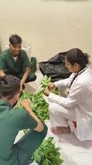 जानिए HIIMS में Kizhi (पोटली मसाज) में उपयोग होने वाली पोटली कैसे बनाई जाती है?