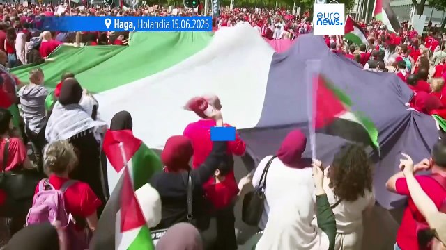 Ponad 100 tys. osób uczestniczy w protestach czerwonej linii dla Strefy Gazy w Brukseli i Hadze