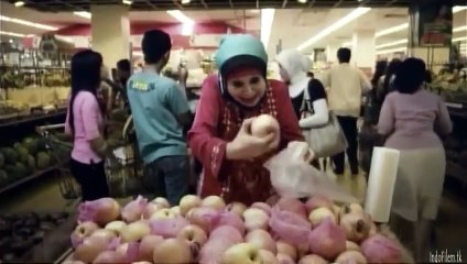 Emak Ingin Naik Haji (2009)