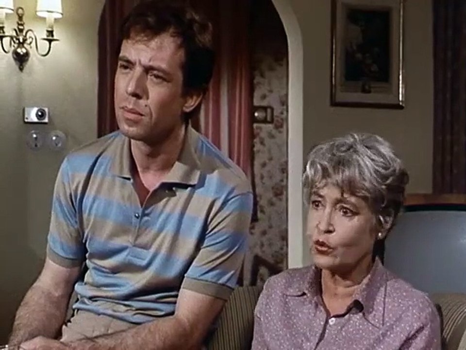 Derrick S07E09 Zeuge Yurowski