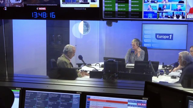 Les socialistes se déchirent sur leur rapport à LFI