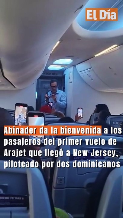 Son dominicanos los pilotos que comandaron el primer vuelo de Arajet a Nueva York