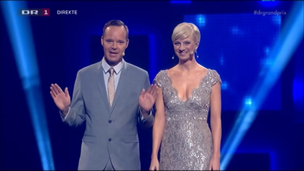 Jacob Riising i latex og sammen med Louise Wolff i kjole | Dansk Melodi Grand Prix 2014 | DR1