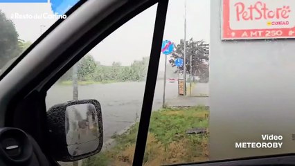 Maltempo in Emilia Romagna: i video di grandine, allagamenti e vento