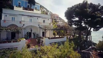 Hotel Costiera - Teaser Officiel | Prime Video