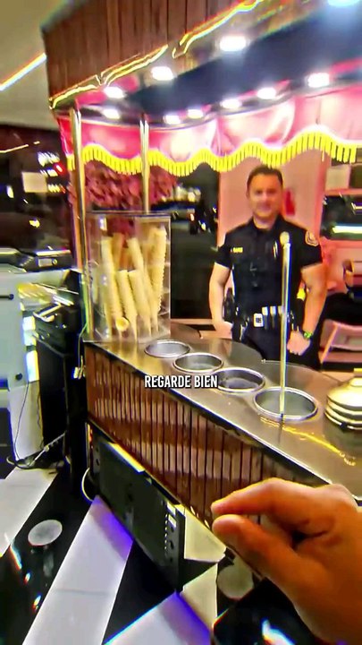 👮‍♂️🍦