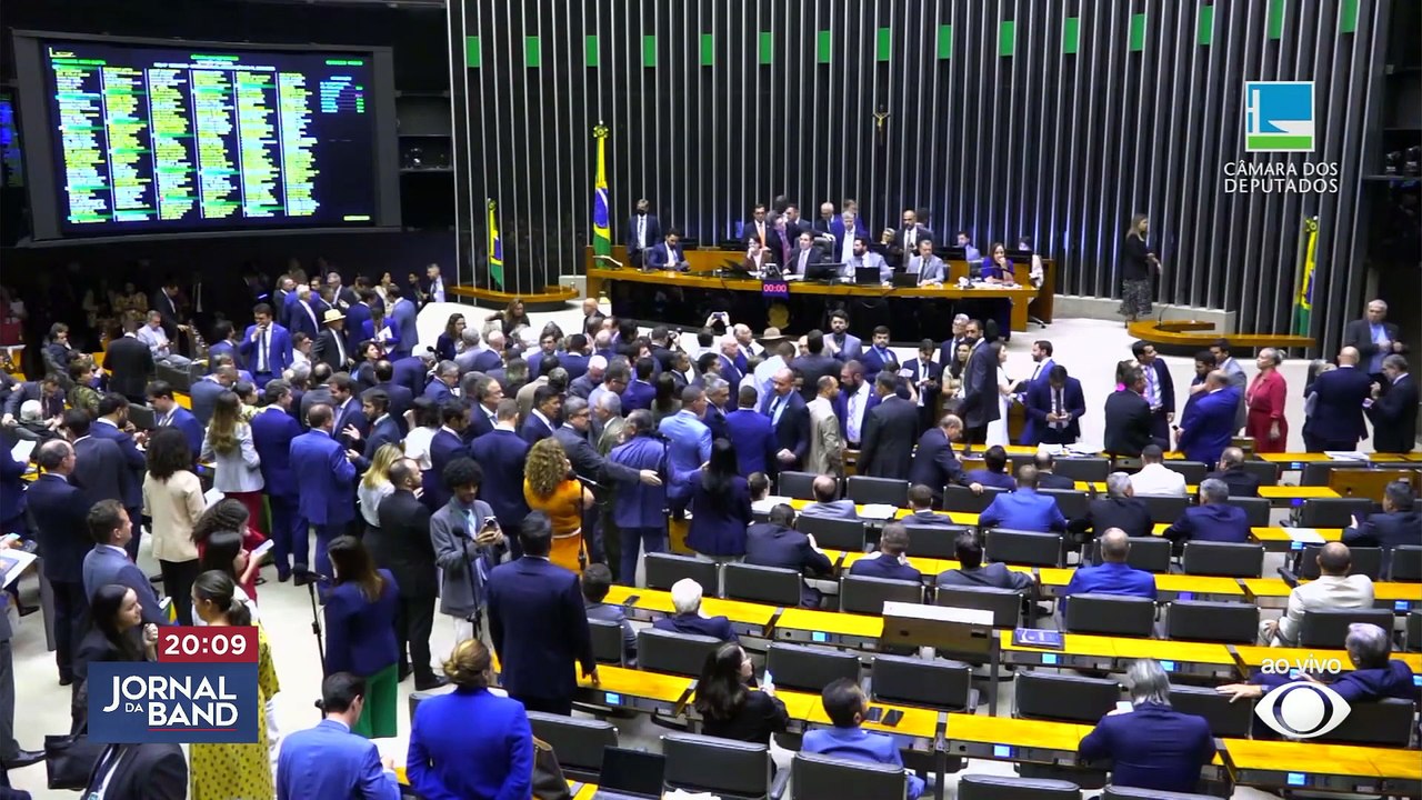 Deputados propõem regra para ganhar mais