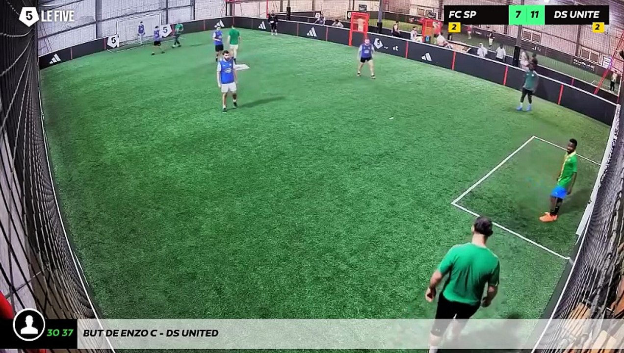 But de Enzo C - Ds United