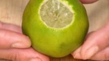 Conocías esta forma de exprimir limones