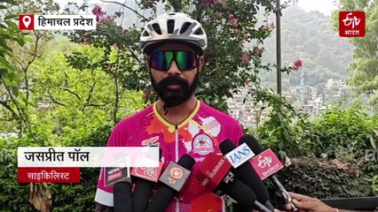 12 हजार फीट की ऊंचाई पर दौड़ाई साइकिल, 3 दिन साइकलिंग कर विश्व के सबसे ऊंचे कृष्ण मंदिर पहुंचे