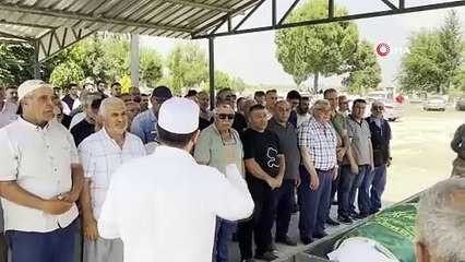 Babasının mezarında ‘eninde sonunda’ demişti: Kendisi de kızlarıyla yan yana defnedildi