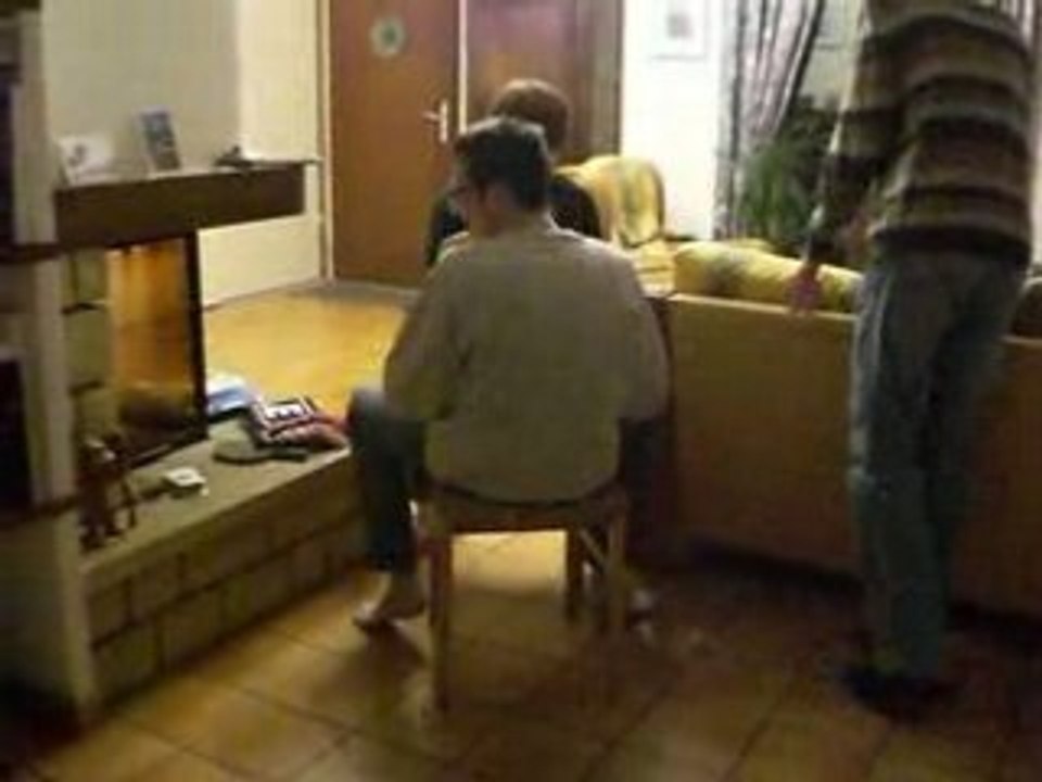 course de chaise pendant soirée geek