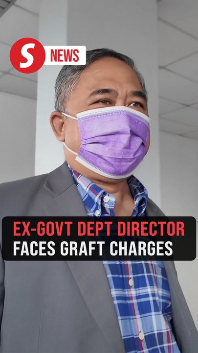 Former Melaka govt dept director claims trial to bribery, false claims charges