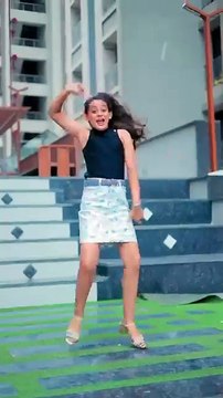 Barish_ka_maaja♥️#kashishpatel#trendingshorts#viralshorts#danceshorts#dance#shortsfeed