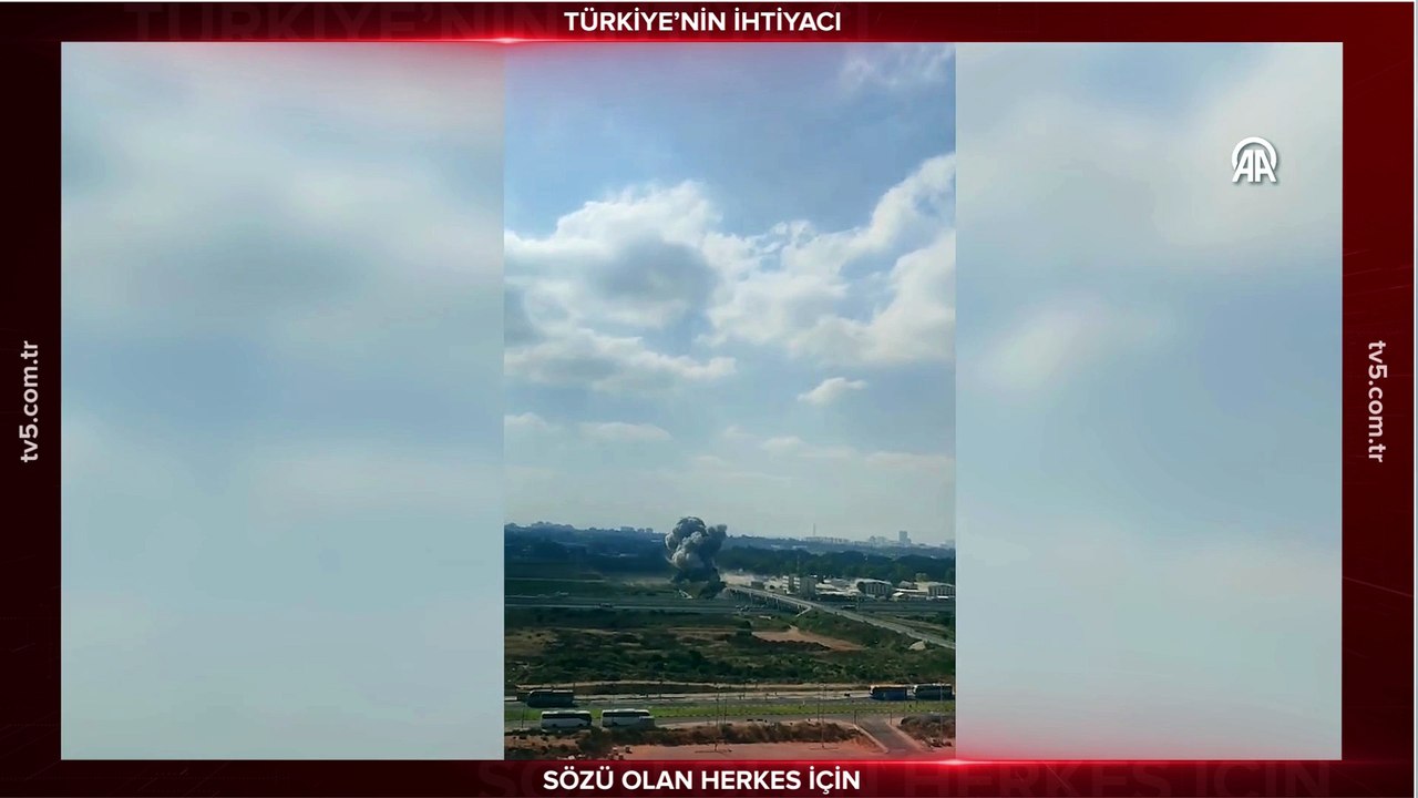 İran'dan atılan füzelerden ikisi İsrail'in orta kesimlerine isabet etti