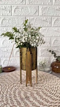 DIY Easy Home Décor Idea via: @peri_azizovTransform any corner of your home with this simple and elegant DIY décor idea. It’s a quick way to add charm and personality to your space without much effort. Perfect for a cozy, refreshed look!