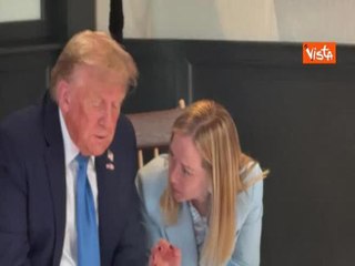 G7 Canada, il bilaterale Meloni-Trump su una panchina