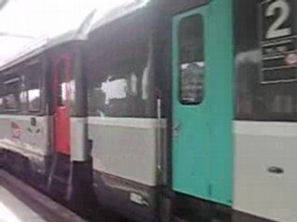 BB126145 EN GARE DE SARREBOURG